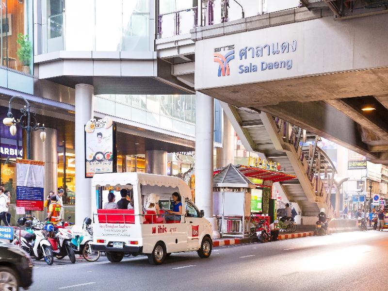 Ibis Bangkok Sathorn Hotel Exterior photo